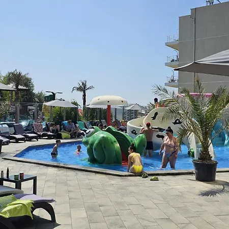Panoramic Pool & Beach Prima Linie La Mare 20 Metri De Plaja With Parking