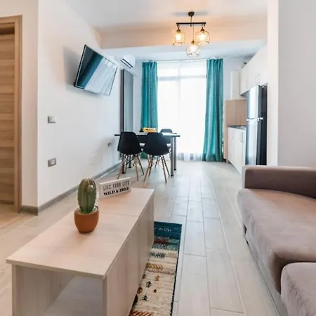 Panoramic Pool & Beach Prima Linie La Mare 20 Metri De Plaja With Parking Apartman *