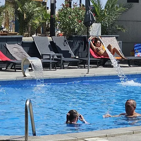 Panoramic Pool & Beach Prima Linie La Mare 20 Metri De Plaja With Parking * Năvodari